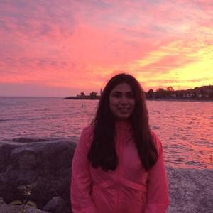 Meet your Posher, Hiral